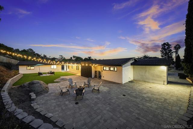11388 Lorena Ln, El Cajon CA: https://media.crmls.org/mediaz/6ed5adf1-1ecc-4d27-8462-e04d6d345180.jpg