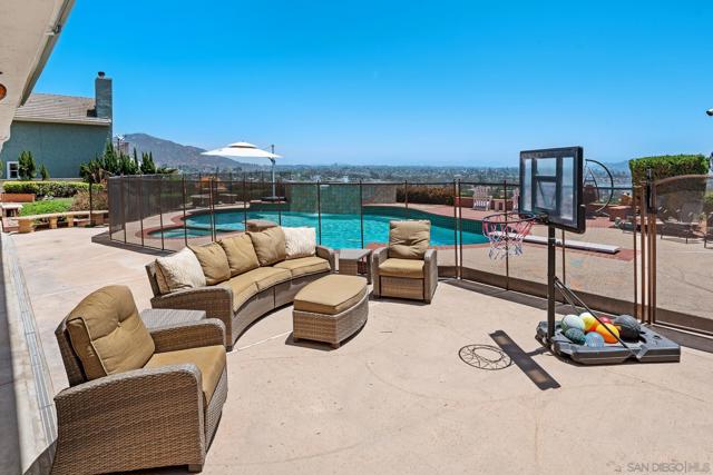 6143 Madra, San Diego CA: https://media.crmls.org/mediaz/6ed5e10e-d5c9-4407-ac0f-ac2a046bd27c.jpg
