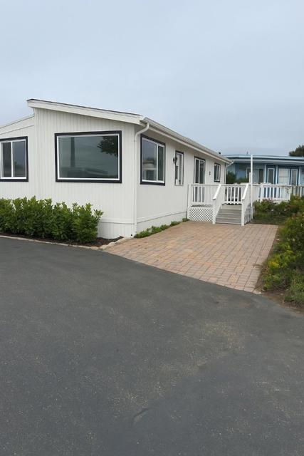 750 47th Avenue, Capitola CA: https://media.crmls.org/mediaz/6ed60a7c-c4d6-4f54-a879-33672e9366b4.jpg