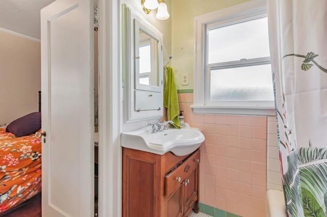 484 E Evelyn Avenue, Sunnyvale CA: https://media.crmls.org/mediaz/6ed62160-45e2-42a0-83cf-9967608160e6.jpg