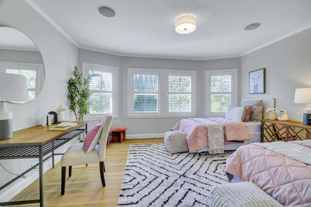 430 26th Avenue, San Mateo CA: https://media.crmls.org/mediaz/6ed6b42f-58f4-4c44-b5e8-6a45f0a64f58.jpg