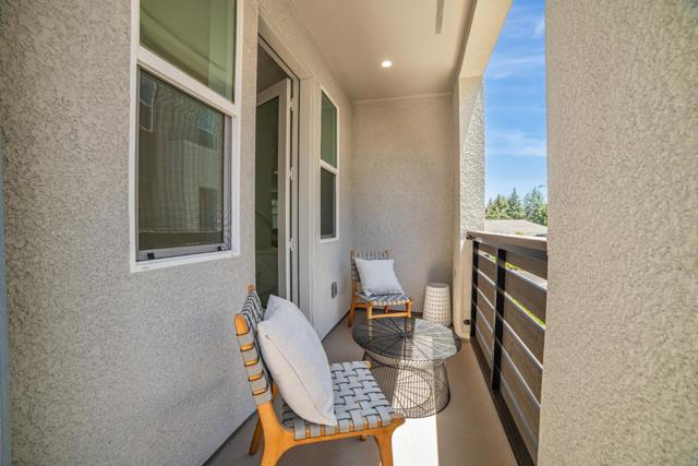 5609 Linen Court, San Ramon CA: https://media.crmls.org/mediaz/6ed76e01-282b-49bd-8b37-7a1efc5bff88.jpg