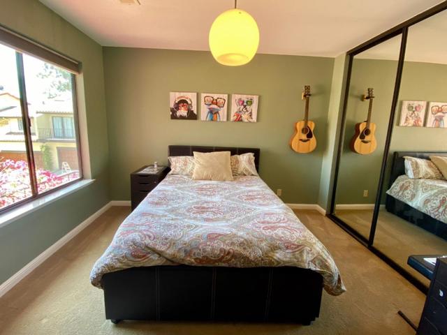 1119 Royal Lane, San Carlos CA: https://media.crmls.org/mediaz/6ed9a6a3-4694-4bcb-aafe-2d1f80e126c2.jpg
