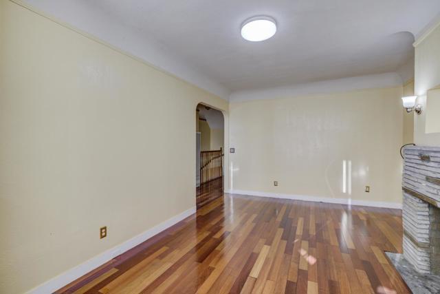 435 Brazil Avenue, San Francisco CA: https://media.crmls.org/mediaz/6eda0814-6675-42a1-ad1b-507a3741970d.jpg