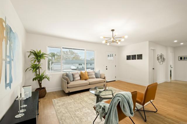 10107 Strathmore Drive, Santee CA: https://media.crmls.org/mediaz/6edaa52a-a514-4f85-a988-ec08557cc104.jpg