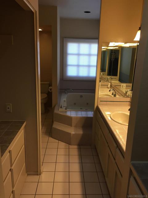Image 38 of 44 For 11608 Vernette Dr