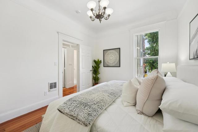 1212 Alabama Street, San Francisco CA: https://media.crmls.org/mediaz/6edb9f4f-fd9b-4c93-b72f-7b3ad824f5ac.jpg