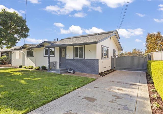 1793 H Street, Union City CA: https://media.crmls.org/mediaz/6edcc312-202c-4ca0-9f05-0f8140440fcb.jpg