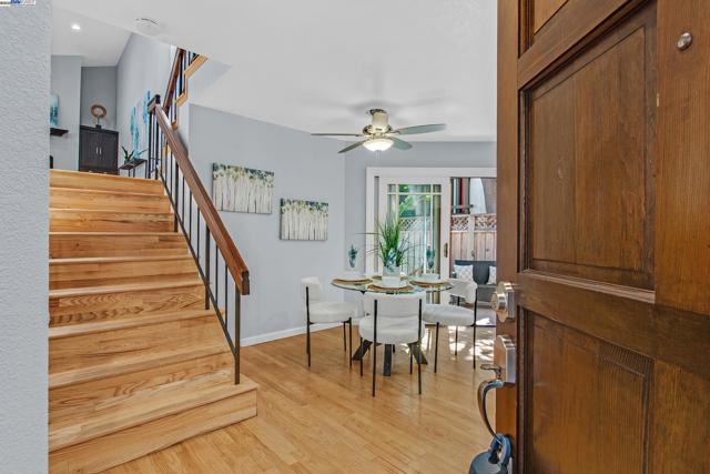480 N Winchester Blvd, Santa Clara CA: https://media.crmls.org/mediaz/6edce747-3d45-4192-aed1-70761bb83047.jpg