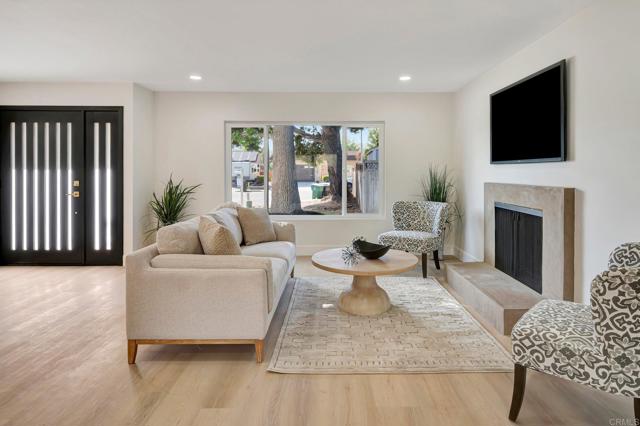 Detail Gallery Image 7 of 46 For 6745 Mewall Dr, San Diego,  CA 92119 - 4 Beds | 3/1 Baths