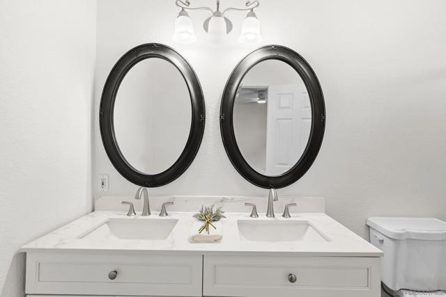 13250 Powers Ct, Poway CA: https://media.crmls.org/mediaz/6eddbeb6-f4d7-49cd-85b1-1142e10a16b7.jpg