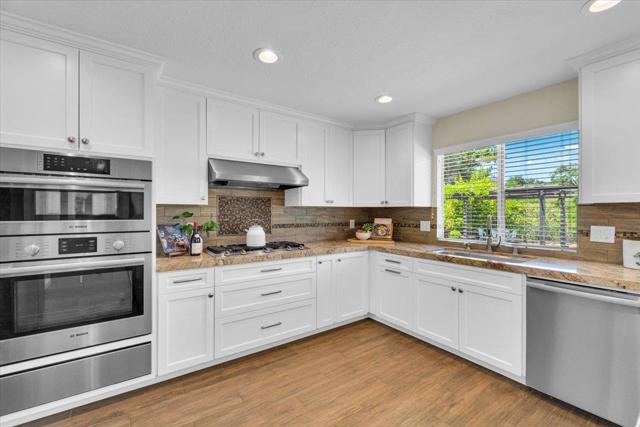 14139 Taos Drive, Saratoga CA: https://media.crmls.org/mediaz/6eddd997-5eeb-4b39-9c10-38930daf7301.jpg