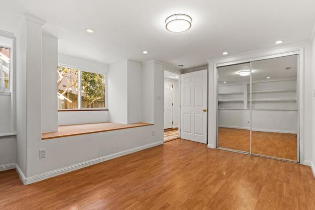 Image 32 of 41 For 325 Alpine Court