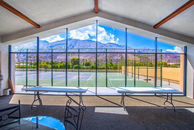 255 S Avenida Caballeros, Palm Springs CA: https://media.crmls.org/mediaz/6ee0a895-7d6e-4e85-a0dd-6bf4f858f54c.jpg