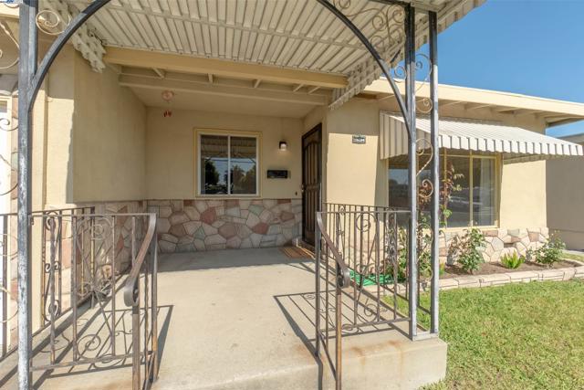 Image 3 of 25 For 15204 Norton St