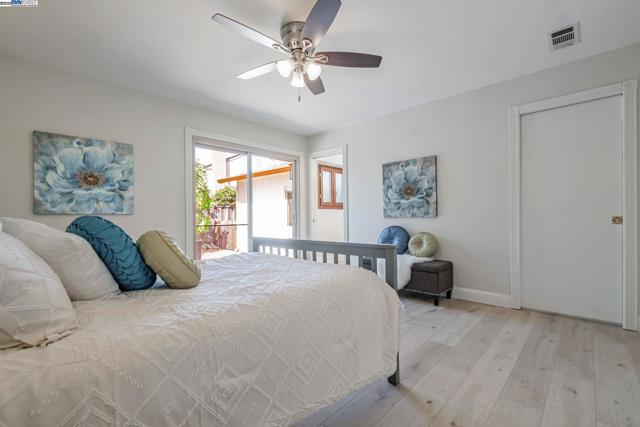 36339 Beech Pl, Newark CA: https://media.crmls.org/mediaz/6ee2949a-18c6-487d-9e1a-5dcdc1777094.jpg