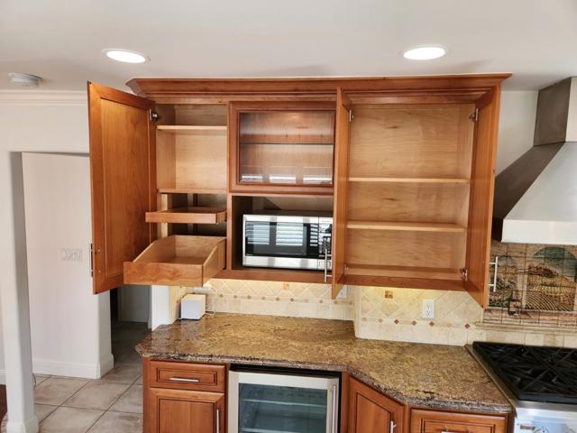 249 Purple Glen Drive, San Jose CA: https://media.crmls.org/mediaz/6ee2b06d-11d1-432a-8120-700f3c8a7e5f.jpg