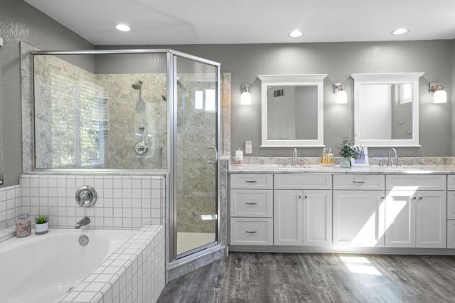 13907 Bruyere Ct, San Diego CA: https://media.crmls.org/mediaz/6ee35147-4ce5-4722-93f9-805183e22a20.jpg