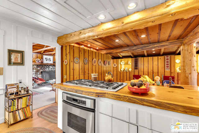 Image 33 of 70 For 25100 Indian Rock Road