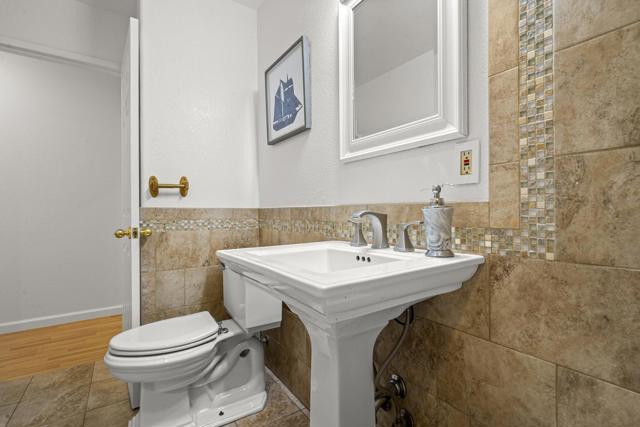 41235 Norman Court, Fremont CA: https://media.crmls.org/mediaz/6ee51b19-9dad-4041-acec-ba7ebbc2958e.jpg