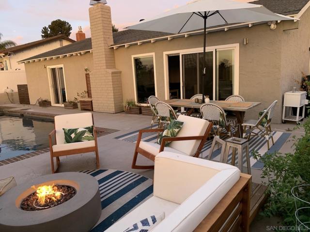 6690 Amberly Street, San Diego CA: https://media.crmls.org/mediaz/6ee57a6b-5d4b-4fc7-8d6e-d18b995e23cd.jpg