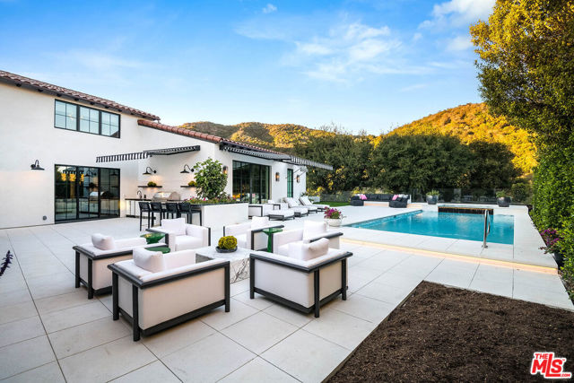 Drew Fenton | 1445 Via Cresta Pacific Palisades CA | MLS: 6852675