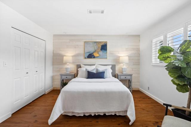 Image 22 of 47 For 6632 Catamaran Street