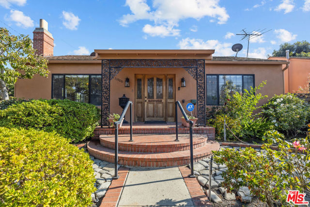 11906 Lucile Street photo 1