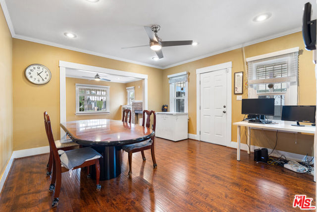 3941 2nd Avenue, Los Angeles CA: https://media.crmls.org/mediaz/6ee7b470-72fb-4378-915b-ce8b5553ada7.jpg