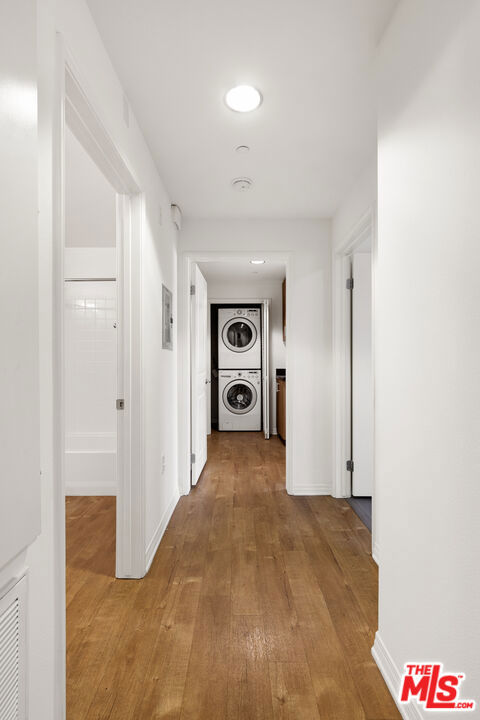 1408 W WASHINGTON Boulevard, Los Angeles CA: https://media.crmls.org/mediaz/6ee7f058-2a08-44cf-9135-9536556413a1.jpg