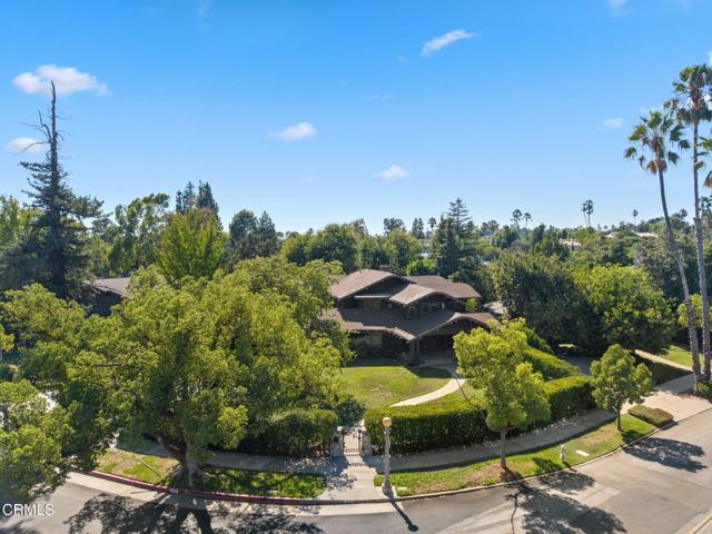 1327 S Oak Knoll Avenue, Pasadena CA: https://media.crmls.org/mediaz/6ee88fca-ef8d-42c9-9aff-1dfc39308b17.jpg