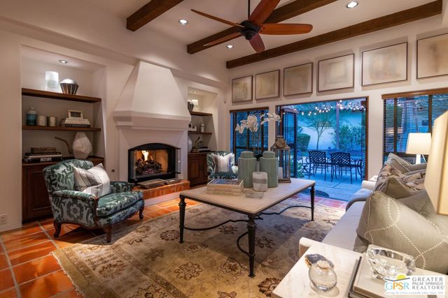 1360 E Tachevah Drive, Palm Springs CA: https://media.crmls.org/mediaz/6ee8bd22-eea9-4562-8dd6-8cc65202d0c7.jpg