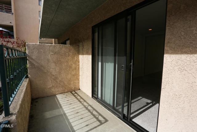 2491 Purdue Avenue, Los Angeles CA: https://media.crmls.org/mediaz/6ee9700e-085c-4a3a-8c51-bf1b25af2727.jpg