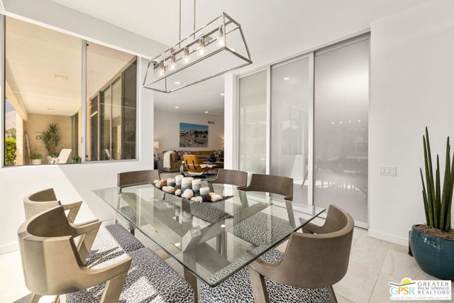 207 Desert Lakes Drive, Palm Springs CA: https://media.crmls.org/mediaz/6ee9a067-0ef5-42ed-beaf-784fe8c481d7.jpg