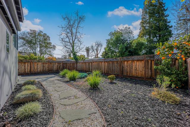 0 N Whisman Road, Mountain View CA: https://media.crmls.org/mediaz/6eeb0da3-432e-42e0-ad61-33324f5c6b59.jpg