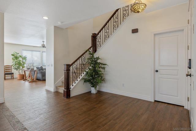 Image 7 of 69 For 2415 Oak Grove Ct