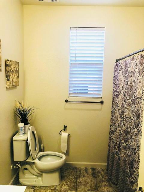 1630 Red Ribbons Lane, Manteca CA: https://media.crmls.org/mediaz/6eec6914-e862-4665-af76-2af665f70a3b.jpg
