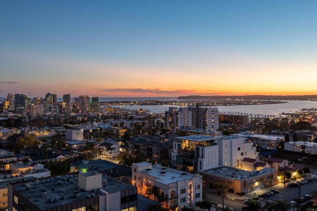 Detail Gallery Image 9 of 48 For 2855 Fifth Ave #1304,  San Diego,  CA 92103 - 3 Beds | 3/1 Baths