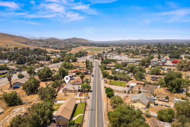 Detail Gallery Image 25 of 33 For 7080 Valley Way, Jurupa Valley,  CA 92509 - 3 Beds | 2 Baths