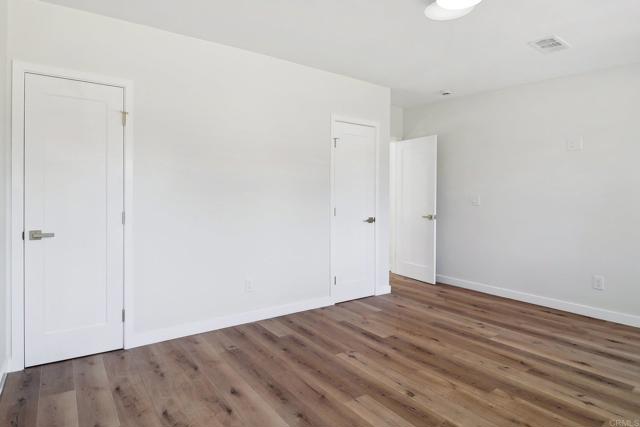 Image 32 of 65 For 589 Tyrone Street