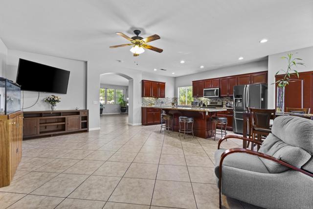 1643 Casper Road, San Jacinto CA: https://media.crmls.org/mediaz/6ef037b8-faf1-4215-8646-e800b2733617.jpg