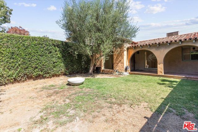 3707 Edenhurst Avenue, Los Angeles CA: https://media.crmls.org/mediaz/6ef044ce-9b58-41bb-97bc-d3537db243e4.jpg