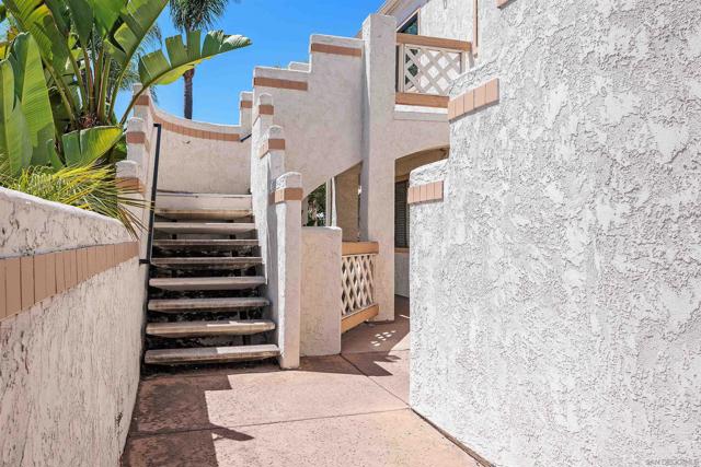 9342 Twin Trails Drive, San Diego CA: https://media.crmls.org/mediaz/6ef24a4e-6d61-4e00-a928-c30010053db5.jpg