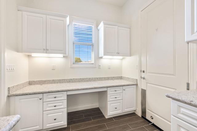 Image 31 of 69 For 82707 Woodcreek Court