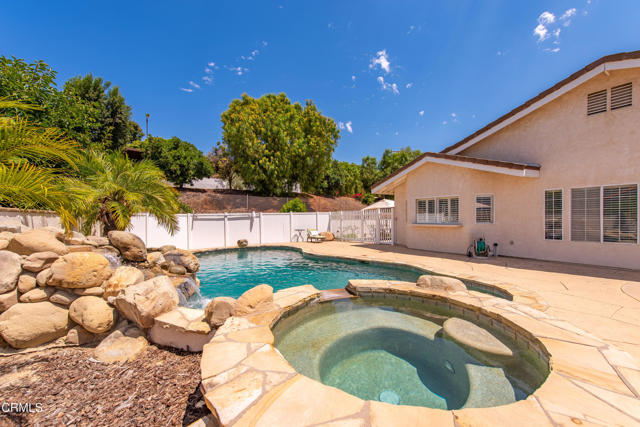 2210 Via Loma, Camarillo CA: https://media.crmls.org/mediaz/6ef30318-f40b-4c23-a331-eaaca0a076b1.jpg