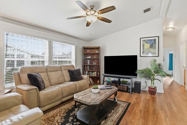 433 Sylvan Avenue, Mountain View CA: https://media.crmls.org/mediaz/6ef3d939-fd98-41ca-aadb-5fe8d3767d23.jpg