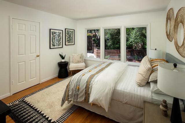 700 Laurelwood Drive, San Mateo CA: https://media.crmls.org/mediaz/6ef49edc-20b4-4210-9a73-d42a8e5ed146.jpg