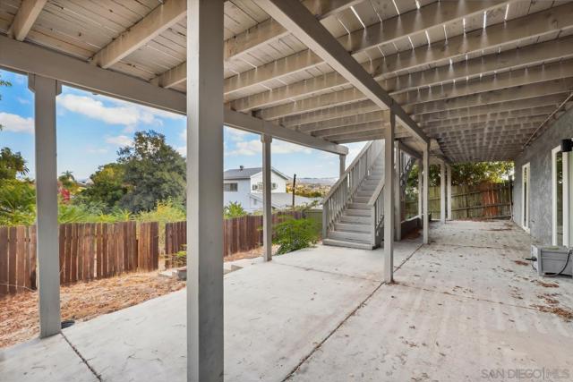 Image 36 of 46 For 8553 Gardena Rd