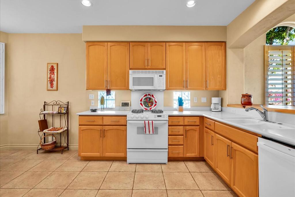 MLS #219140861DA image #16