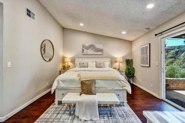 4241 Sora Terrace, Fremont CA: https://media.crmls.org/mediaz/6ef746d5-bd0c-497a-811c-175378f7b60f.jpg